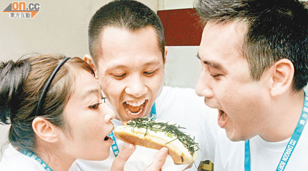 港人愈來愈多吃西式快餐，研究指進食次數多，患冠心病及糖尿病機會高。（資料圖片）