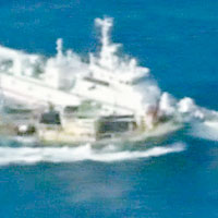 日本海上保安廳企圖截停啟豐二號。（電視畫面）
