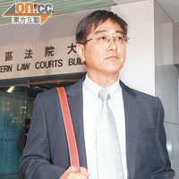 第三被告陳振民昨獲控方不提證供起訴。