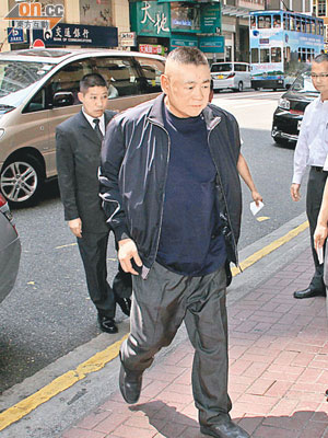 劉鑾雄昨日拒絕回應所涉案件。