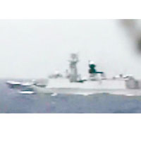 中國護衞艦‧徐州號<br>日本媒體拍攝疑似「徐州號」導彈護衞艦在釣魚島外圍游弋。（電視畫面）