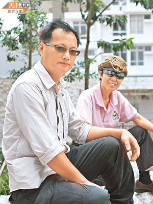 香港景觀學會主席李國強（左）及創會會員黃佩芬（右）期望港人可與樹和諧共處。