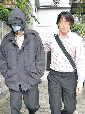 被告邵德生（左）涉嫌強姦家中印傭。（資料圖片）