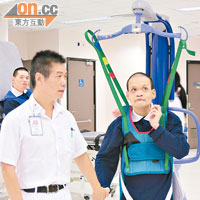 小欖醫院設立訓練中心供病人接受物理治療，職業治療等。