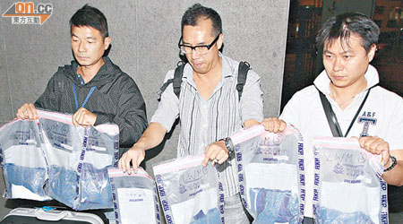 探員在毒販行李篋暗格檢獲總值約五百萬元冰毒。