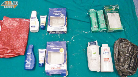 海關發現毒販企圖利用洗頭水、護髮素瓶收藏液態可卡因。