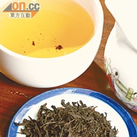 專家指茶含有黃酮類這種有效對抗疾病的成分。
