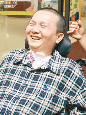 鄧紹斌（1969-2012）<br>斌仔的笑容，長存至親好友心中。