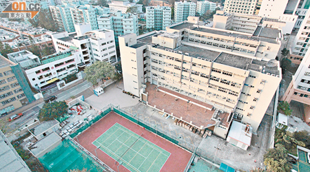 浸大已去信梁振英要求將整幅香港專業教育學院李惠利分校地皮撥予該校發展。（胡家豪攝）