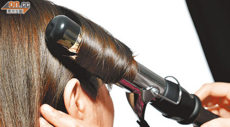 消委會提醒市民要小心使用直髮或捲髮器，避免燙傷皮膚。