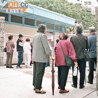 香港醫療系統須應付人口老化問題，難以發展成產業服務外來人。