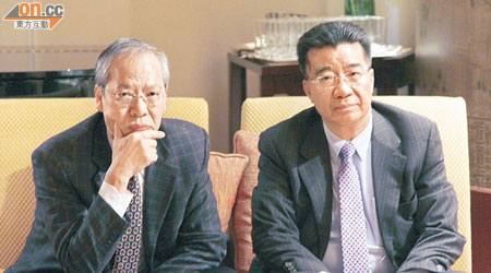 東方明珠石油昨晚發通告指，該公司主席黃坤（左）及副主席劉夢熊（右）等人被廉署調查一事，並無影響公司運作。（資料圖片）