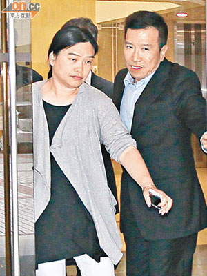 陳振聰聲稱與妻子譚妙清新婚一個月後便通姦，控方質疑他說謊。（陳德賢攝）