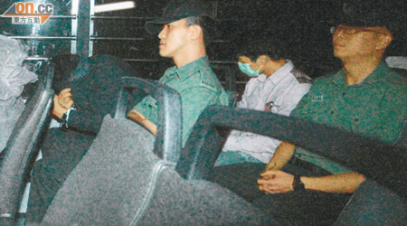 法官斥責男被告楊佻龍（中）習慣性不顧道路安全，將他重囚四年。（資料圖片）