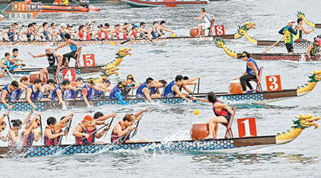 一年一度香港龍舟嘉年華兼國際龍舟邀請賽昨在尖東海旁舉行，初賽及複賽昨完成，今日進行決賽。