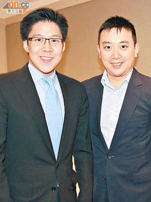 霍啟剛（左）同李文斌齊瞓身宣傳活動，莫非想為上任打響頭炮？（葉華英攝）