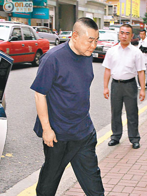 劉鑾雄日前被發現健步如飛，昨未有公開露面。（資料圖片）