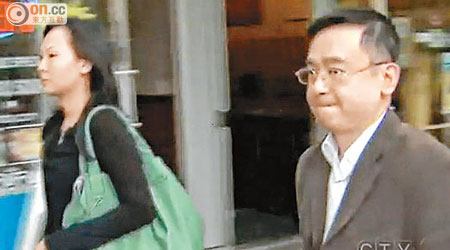 柯耀昆（右）罪成，其妻（左）則無罪獲釋。（資料圖片）