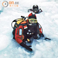 Paul多次深入北極，進行被認為是「世上難度最高」的深潛。