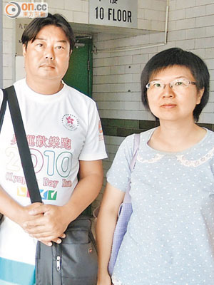 康文署昨日向陳仲維（左）及莫太就署方涉歧視一事道歉。（李盛芝攝）