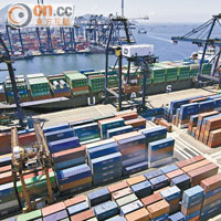 和黃旗下和記港託收購葵涌亞洲貨櫃碼頭。