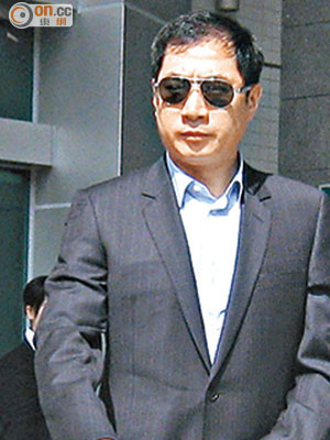 被告李軍涉嫌襲擊女主播案件稍後開審。