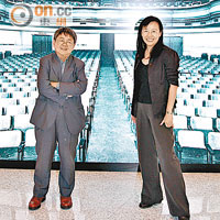 丁新豹（左）同希慎興業建築設計及項目總監陳麗喬細說利園山歷史。