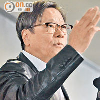 黃毓民聲稱其言論只是對官員的「溫馨提示」，不會收回。（蕭毅攝）