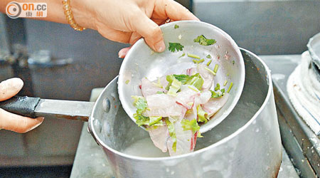 進食未經煮熟的鯇魚片粥可感染中華肝吸蟲。