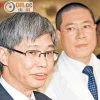 熊志添（左）表示，該院醫生會繼續與台灣長庚醫院保持溝通，交流易小玲的最新治療情況。