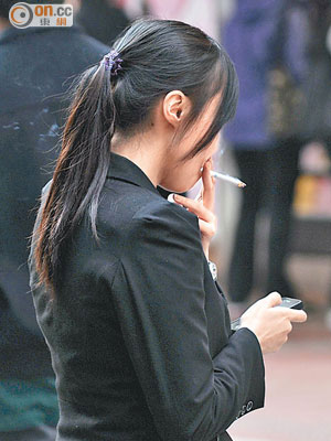新西蘭研究指出，戒煙並不是致肥的原因。（資料圖片）