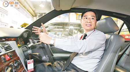 李耀培表示，本港油價高企，駕駛者成本大增。