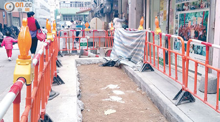 中西區常有修路工程。（陸建宏攝）