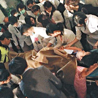 立法院<br>立法院區靠青島東路口，一名女子昨晨癲癇發作送院。（中央社圖片）