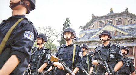 廣州<BR>廣州五一假期間投入逾一萬警力加強巡邏。（互聯網圖片）
