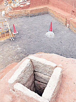 擴大的考古範圍內再發現宋代方井，但未有最終保育方案。