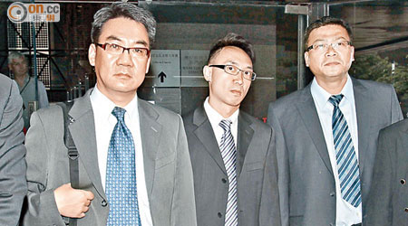 左起：三名懲教員鄧旭波、蘇嘉瑋及梁盛志昨獲批終審上訴許可。