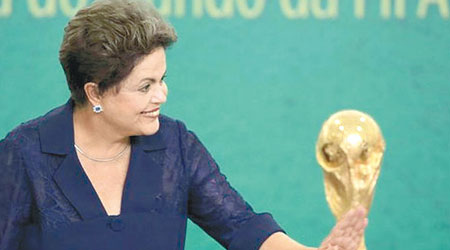 巴西總統羅塞夫對主辦世界盃決賽周大力支持。