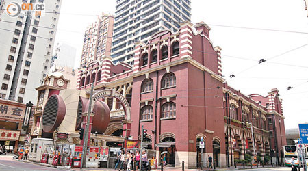 市建局決定把西港城的營運權交回政府。