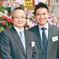 嚴重光（左）與台灣綺麗珊瑚太子爺呂家宏（右）他鄉喜相逢。