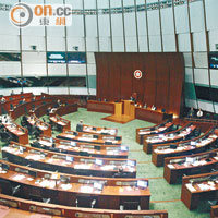 有收款議員於議會上為壹傳媒講好話時未有申報利益。