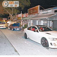 在荃錦公路被截獲的疑非法改裝私家車。