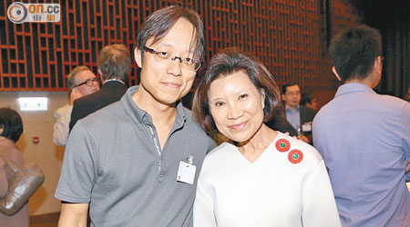 羅啟妍（右）大讚蕭逸（左）係出色嘅科技企業家。（溫國佳攝）