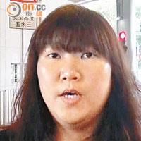 鄭小姐：「如果有顯示屏睇住，可以揀搭邊架車，依家冇得睇，都唔知邊架開先！」