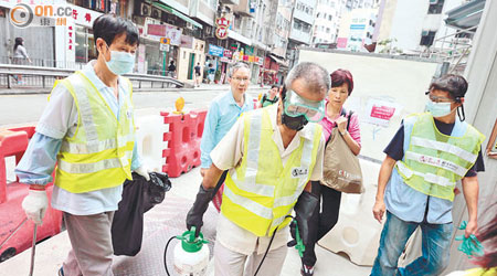 各界高度關注登革熱，當局將加緊進行滅蚊工作。