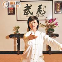 武術家李暉是被告李曄的胞姐。