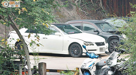 肇事跑車被警方扣留檢查。（鄧業榆攝）