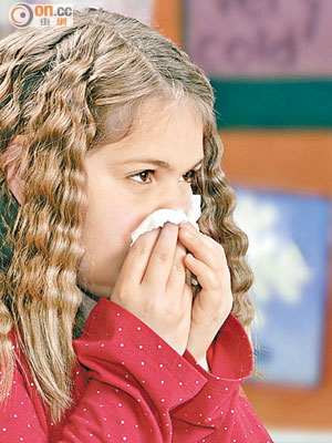 耶魯大學研究發現，天氣凍令鼻道內病毒活躍，令人容易感冒。