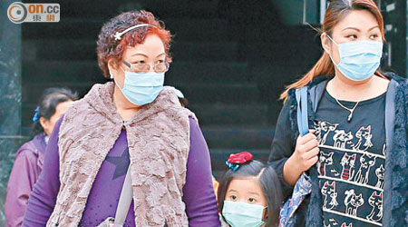 傳染病專家認為，天氣回暖雖不利流感病毒傳播，但流感高峰仍會持續一段時間。