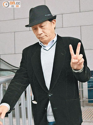 韓連山拒與警方預約，終被警方上門拘捕。